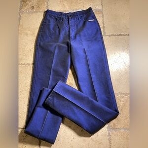 roughrider blue sheen vintage western pants- SZ 3/4
Waist 13”
Inseam 36”
